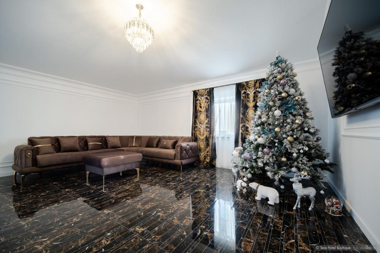 Tesa Boutique Hotel Тыргу-Нямц Экстерьер фото