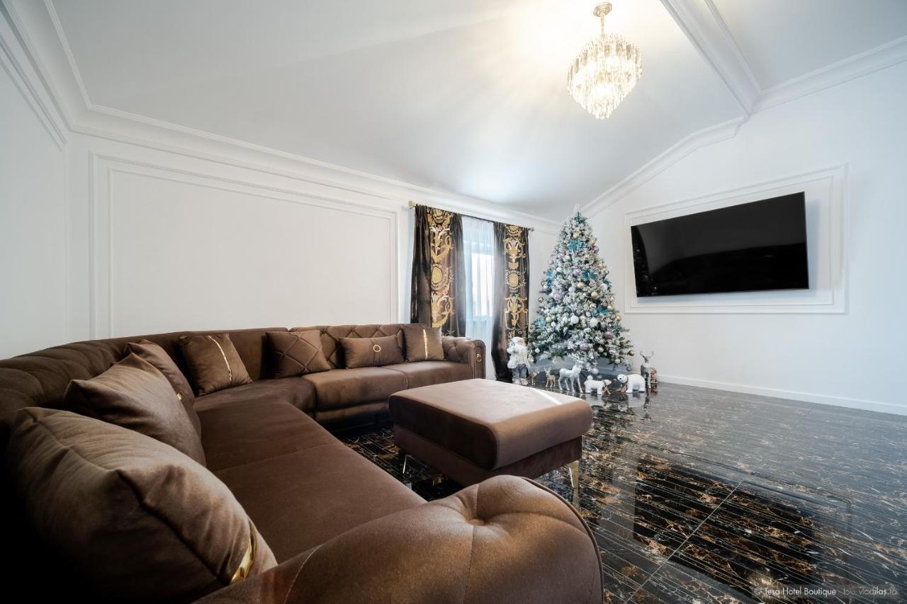 Tesa Boutique Hotel Тыргу-Нямц Экстерьер фото