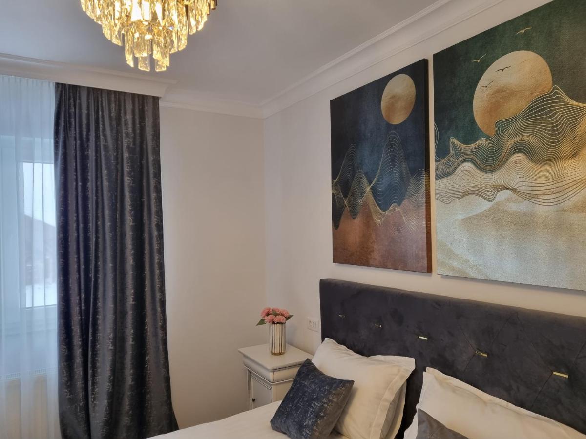Tesa Boutique Hotel Тыргу-Нямц Экстерьер фото